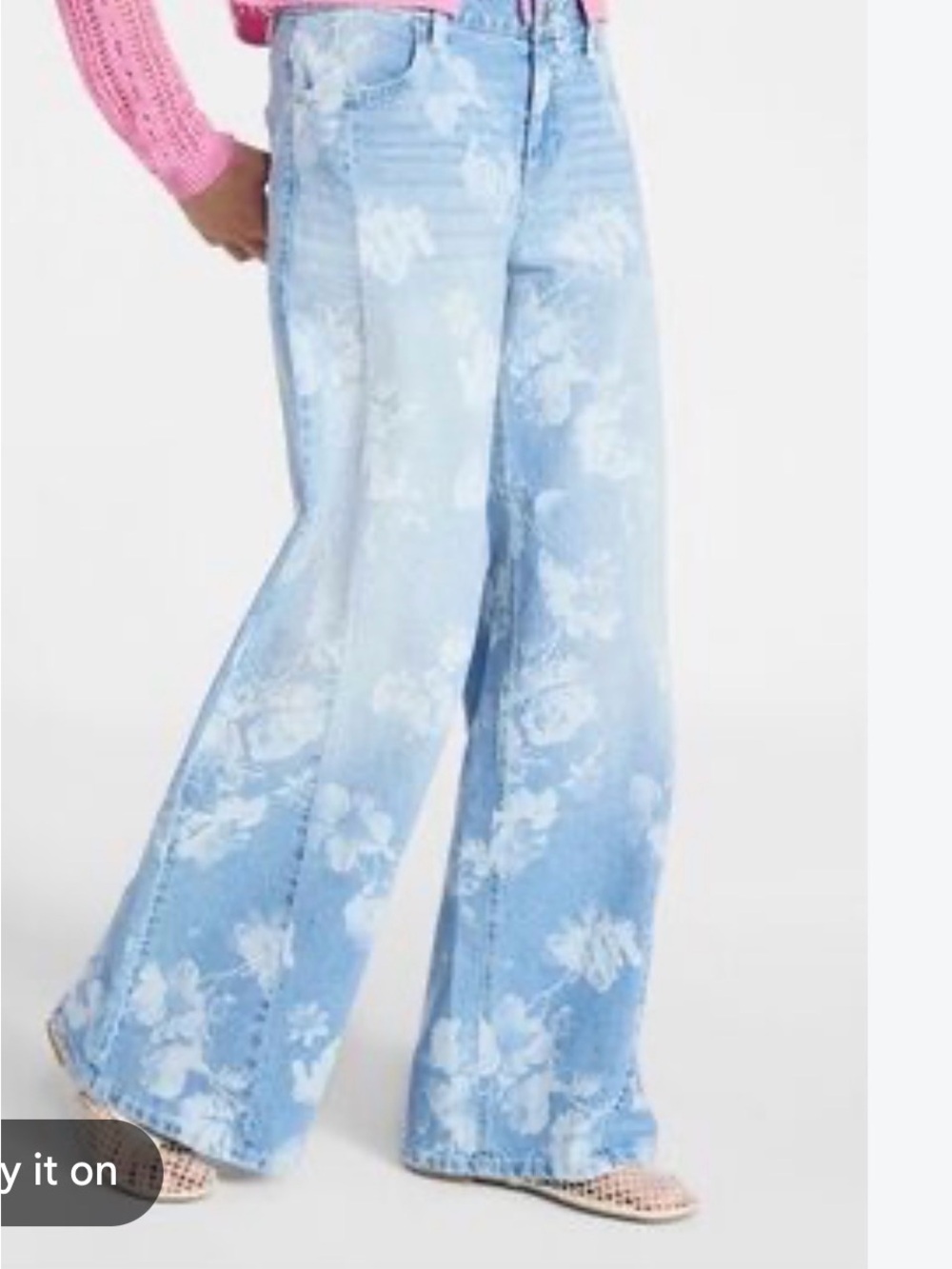 No Boundaries Light Blue Floral Wide-Leg Jeans - Women 0 Viral